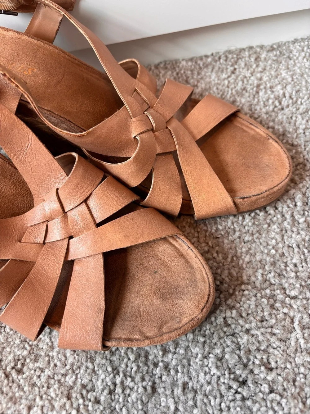 Aerosoles Tan Leather Wedge Sandals Strappy Wedges